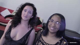 Sexy Dink Lu & Isabella take facials for fun